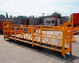 Фасадный подъёмник Б/У  ZLP630 TAU-R, 6,0м,Ш69/3х2м, консоль1,7м, трос/кабель 100/100, к/г 36шт